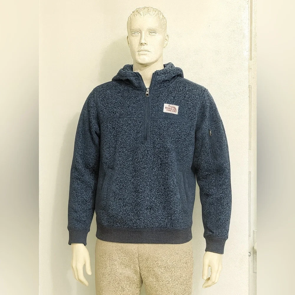 Men’s  mEDIUM The North Face Navy Fleece 1/2 zip Jacket with hood